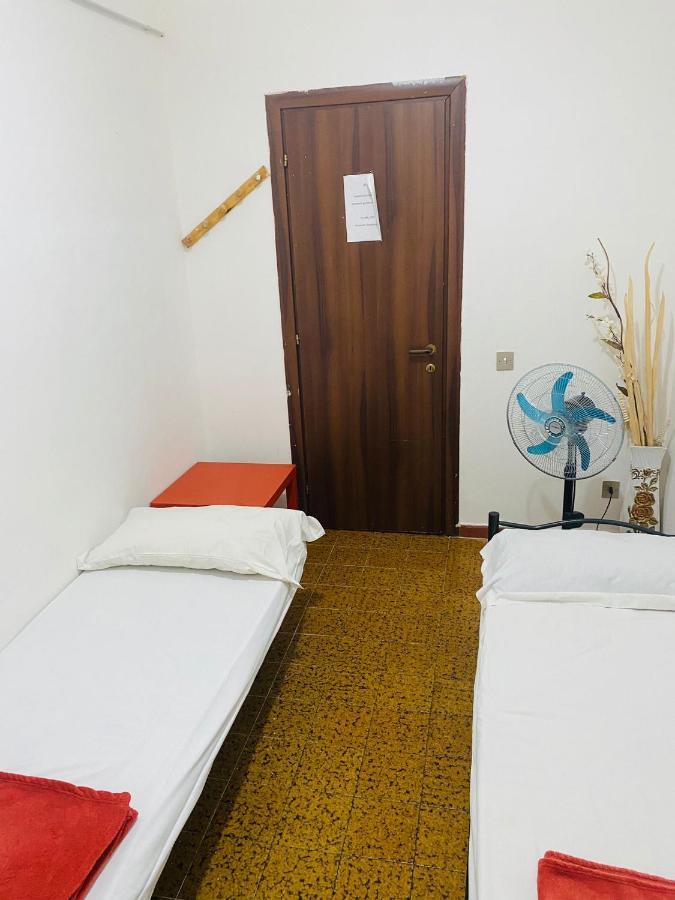 Roma Gondola Srls Hotel Bagian luar foto