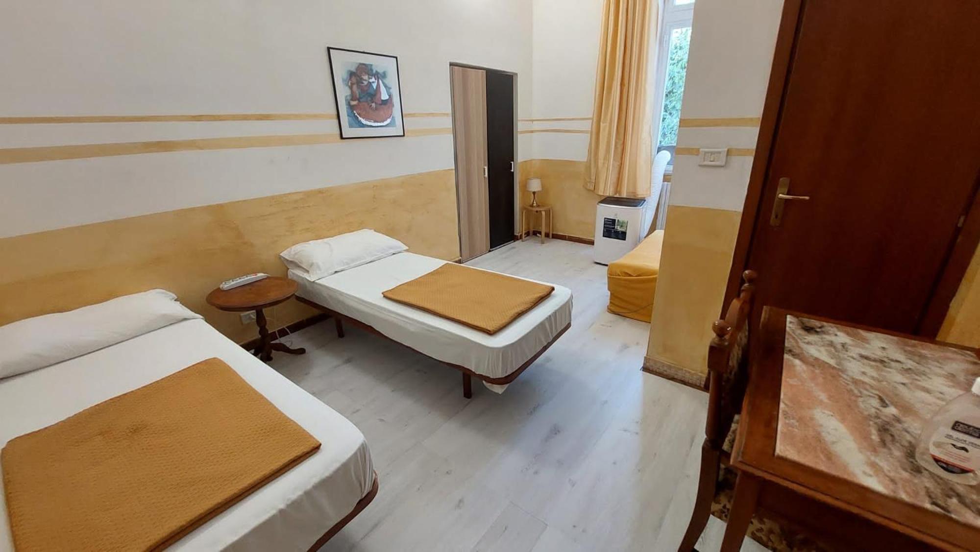 Roma Gondola Srls Hotel Bagian luar foto