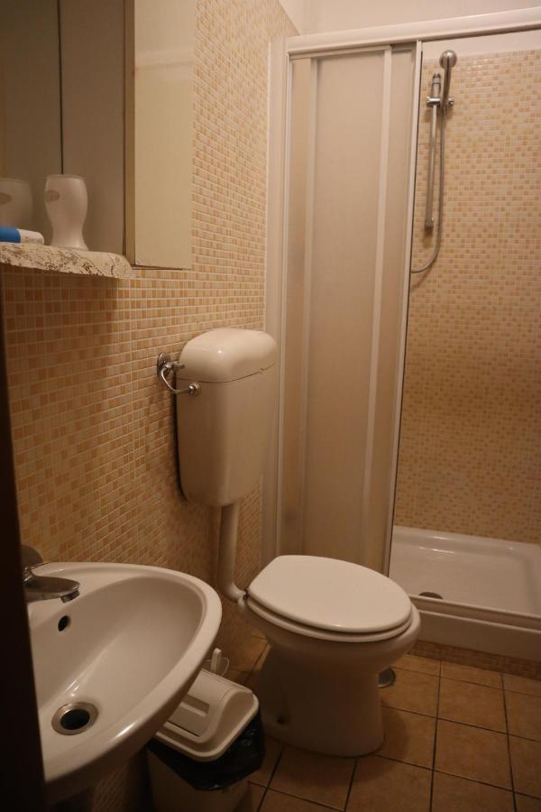 Roma Gondola Srls Hotel Bagian luar foto